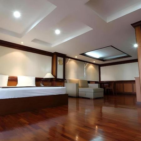 โรงแรมอลาเมดา สวีท  กรุงเทพมหานคร ภายนอก รูปภาพ